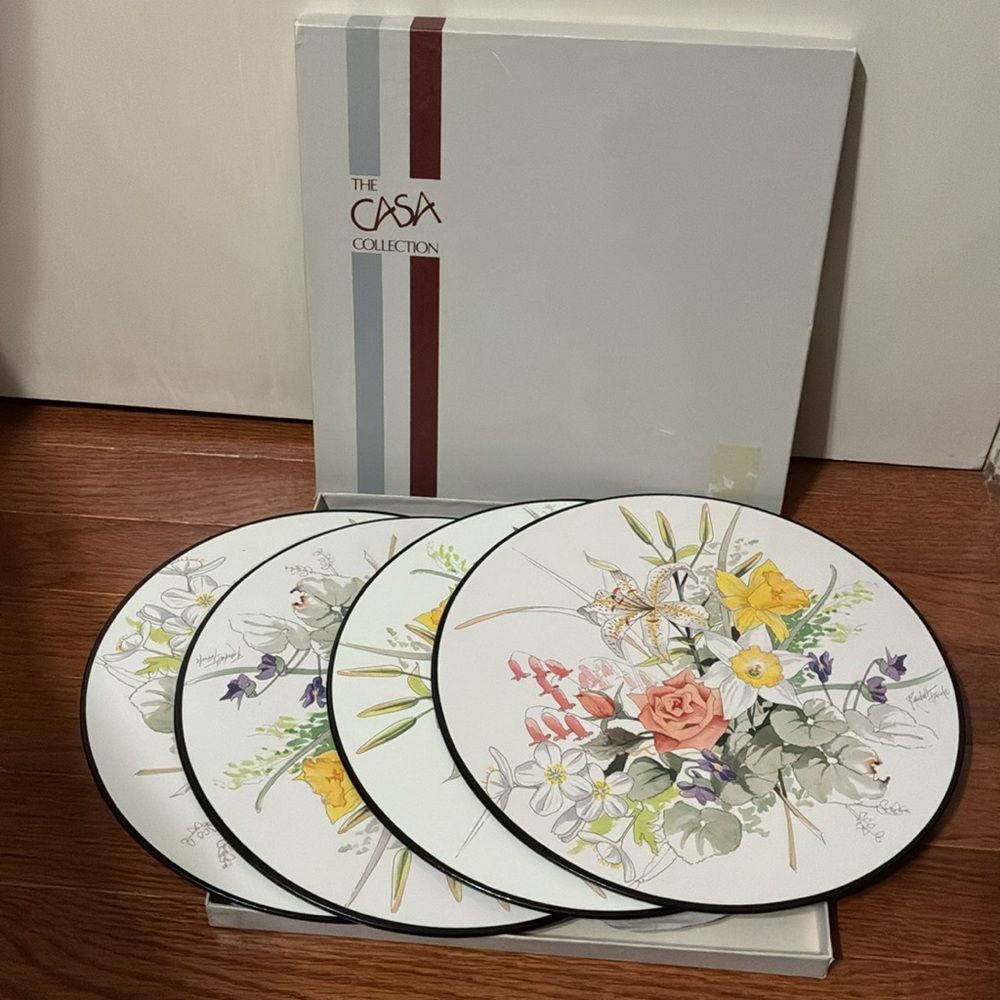 The Casa Collection - Floral Placemats (set of 4)